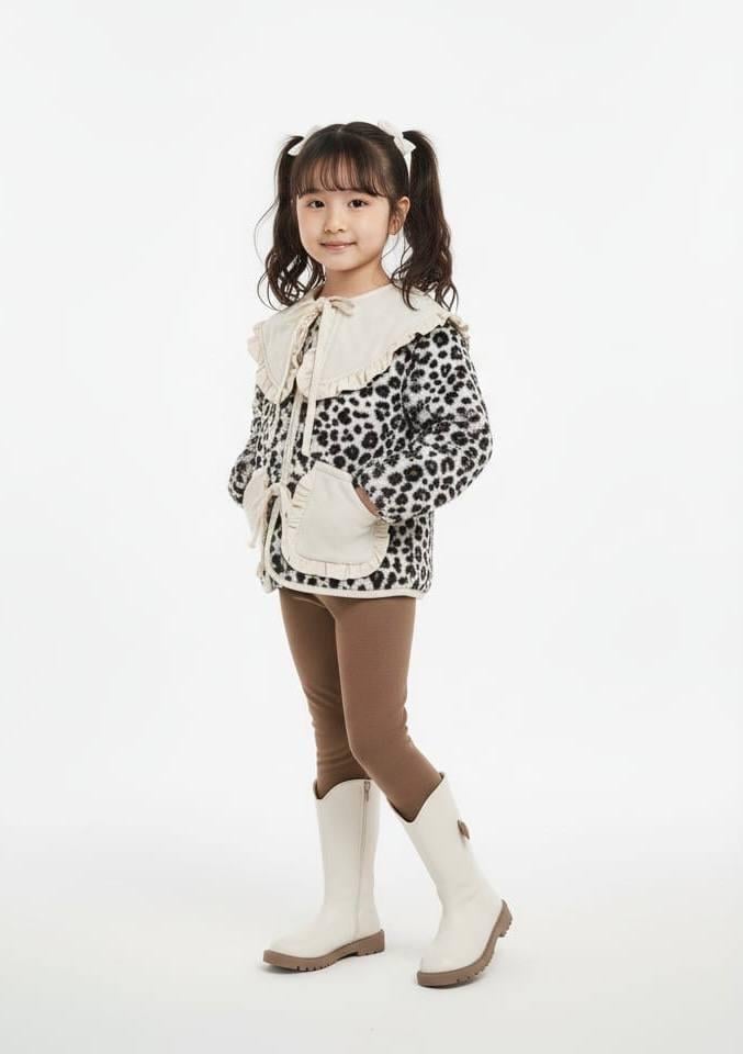 Polar Leopar Taytlı Takım