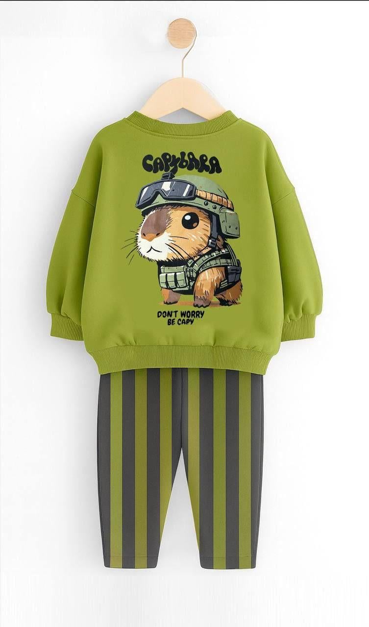Yeşil Capybara Çizgili Takım