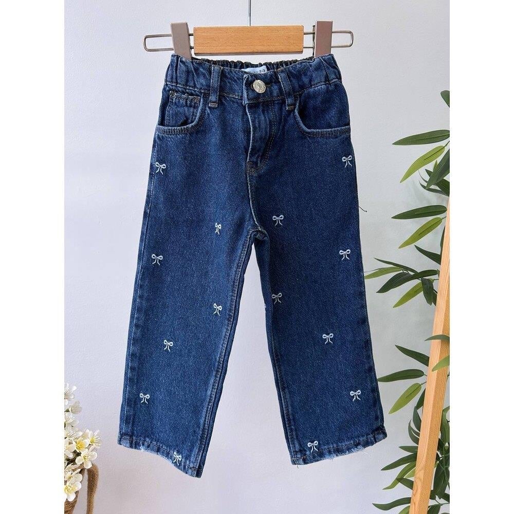 Zara Fiyonk İşlemeli Kot Pantolon