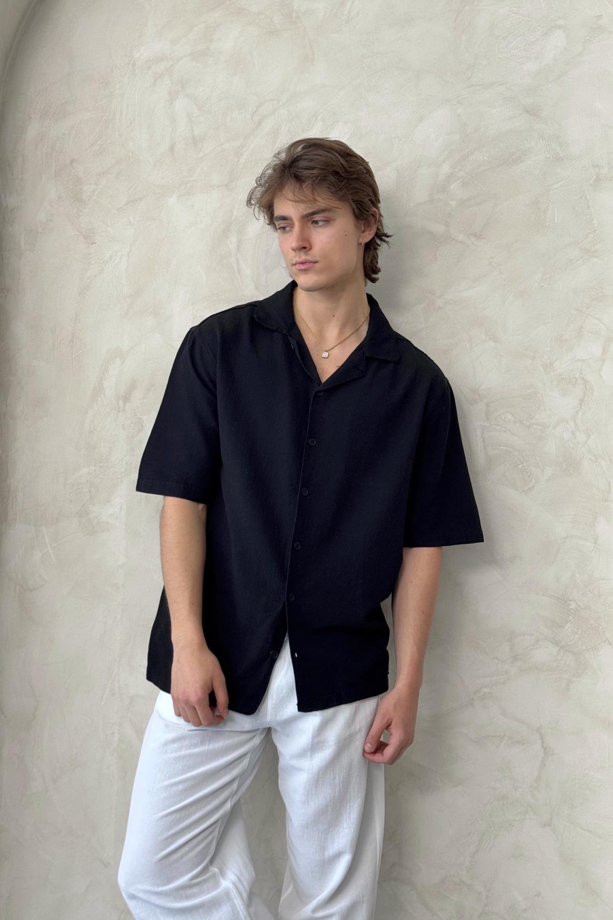 Erkek Oversize Apaş Yaka Kısa Kollu Keten Gömlek Siyah