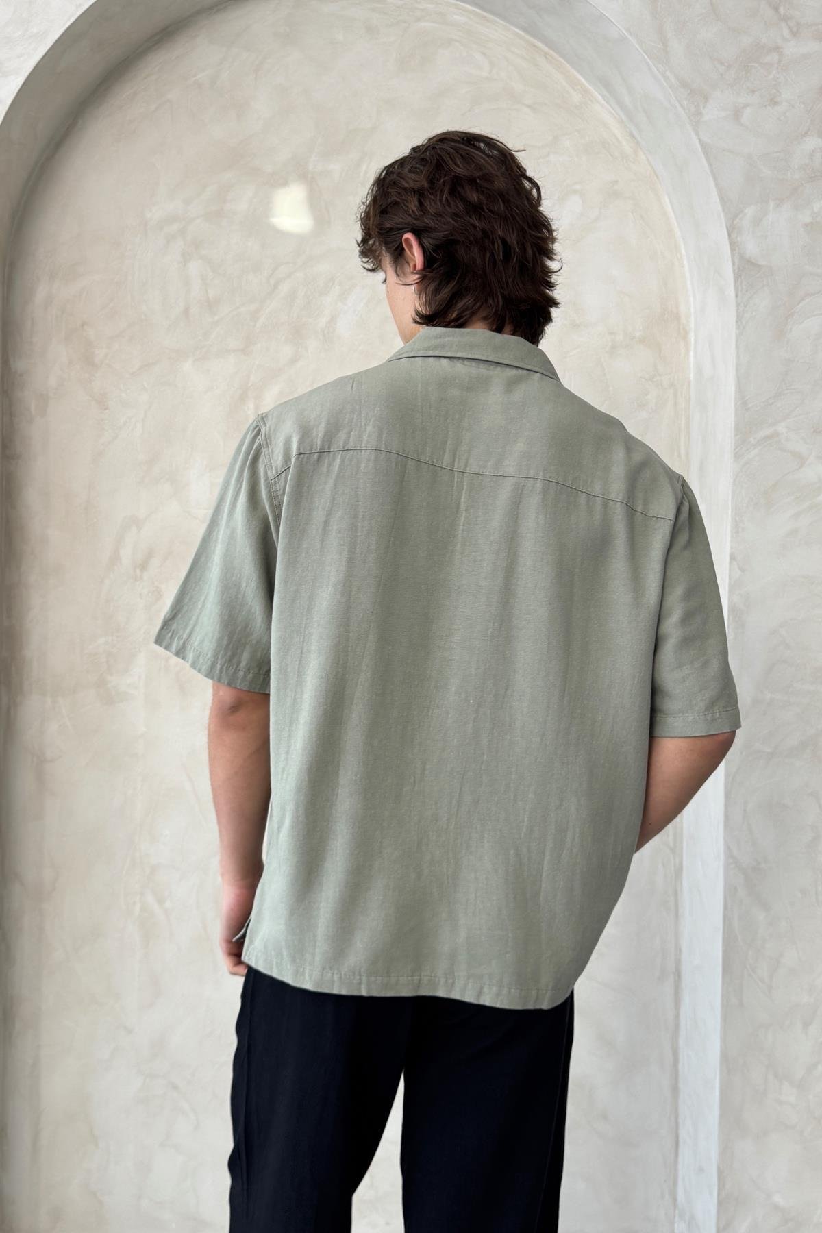 Erkek Oversize Apaş Yaka Kısa Kollu Keten Gömlek Haki