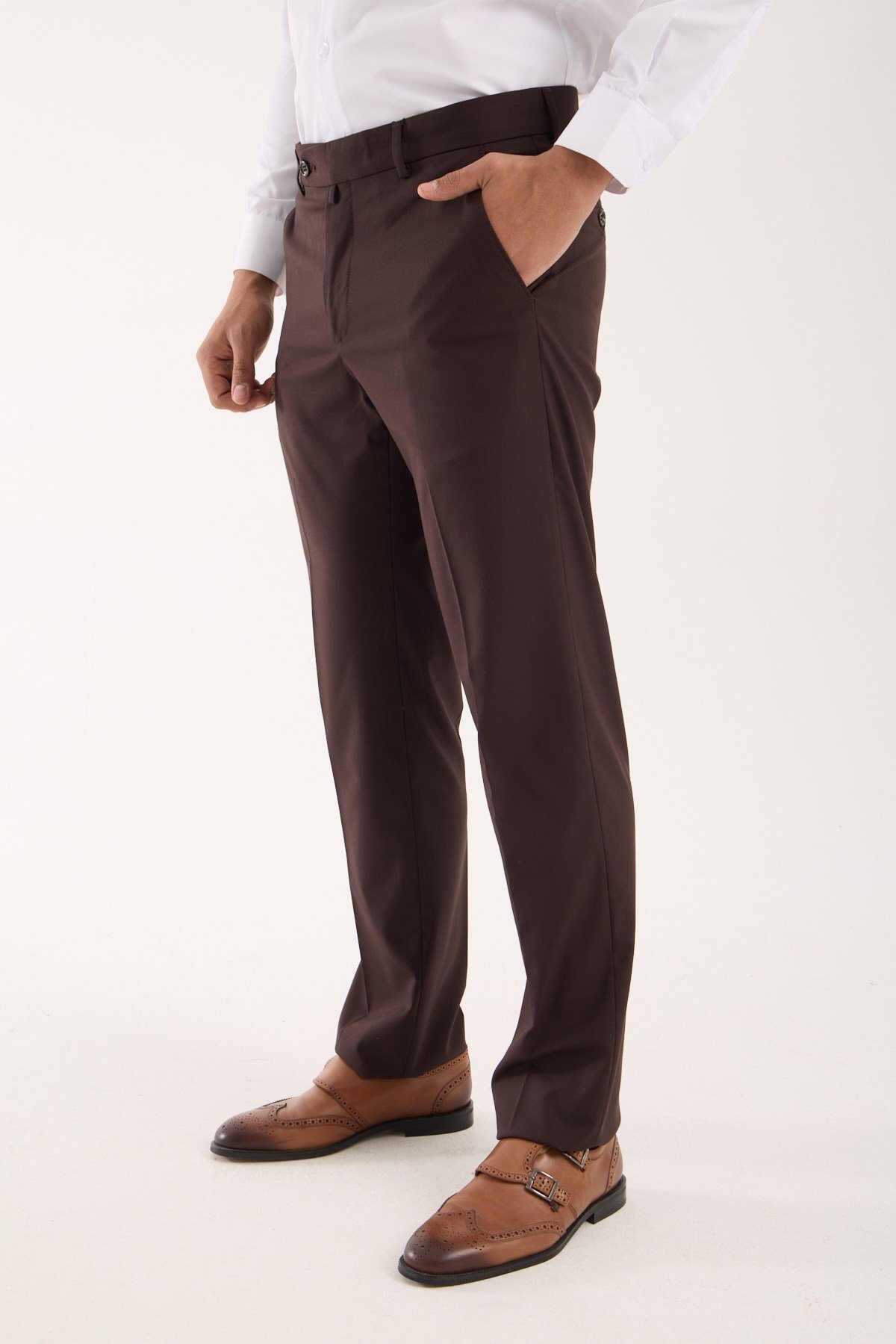 Erkek Regular Fit Kumaş Pantolon Kahverengi