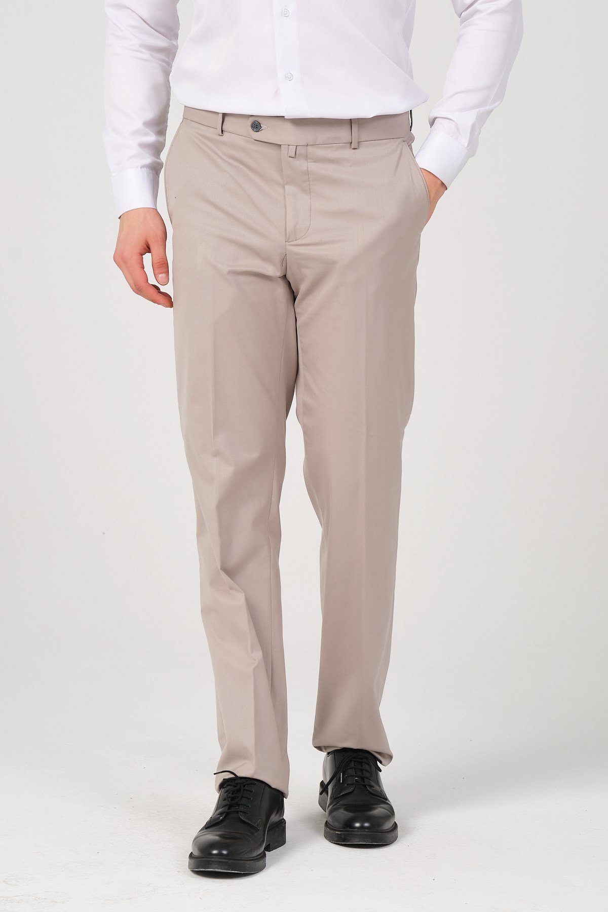 Erkek Regular Fit Kumaş Pantolon Krem
