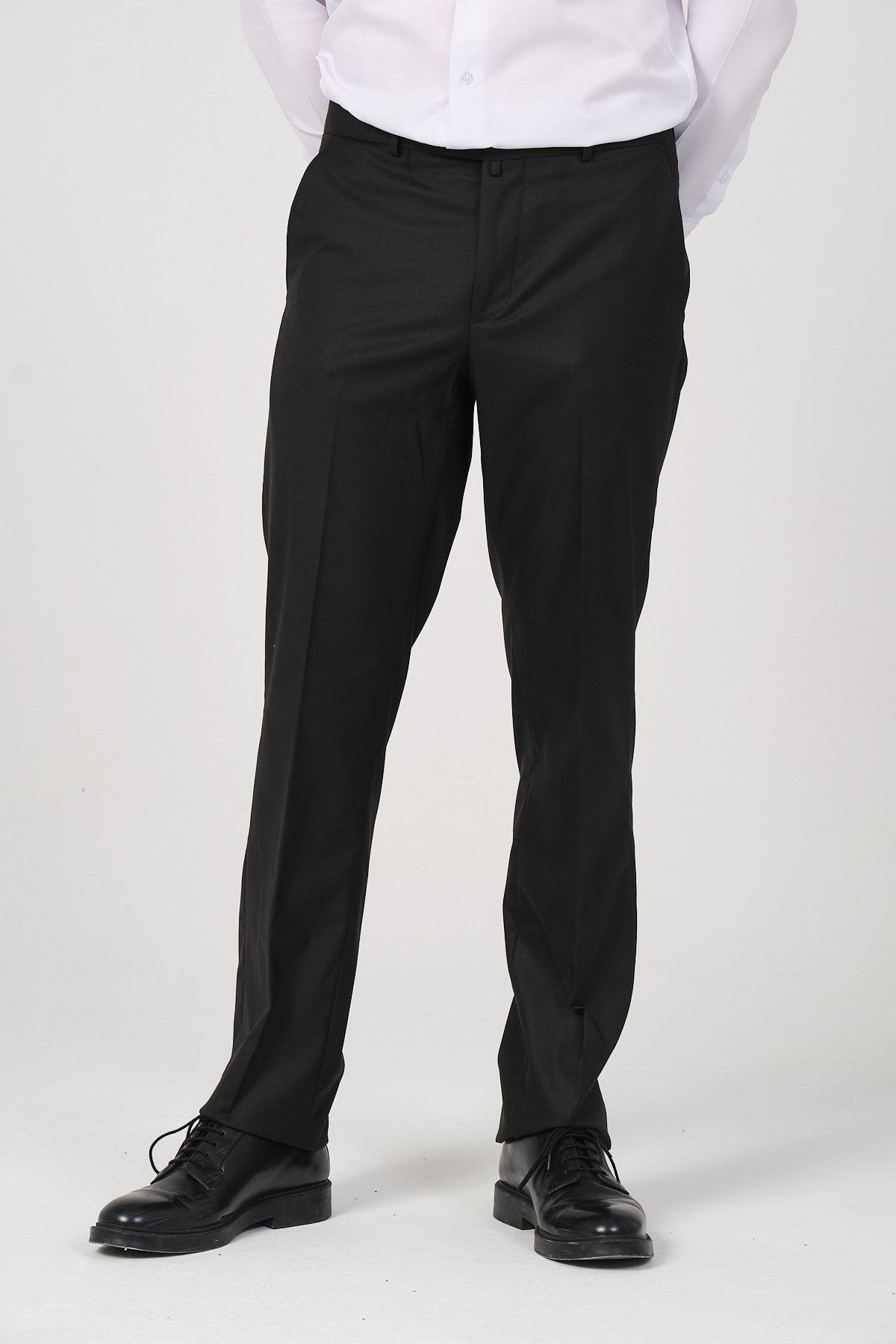 Erkek Regular Fit Kumaş Pantolon Siyah
