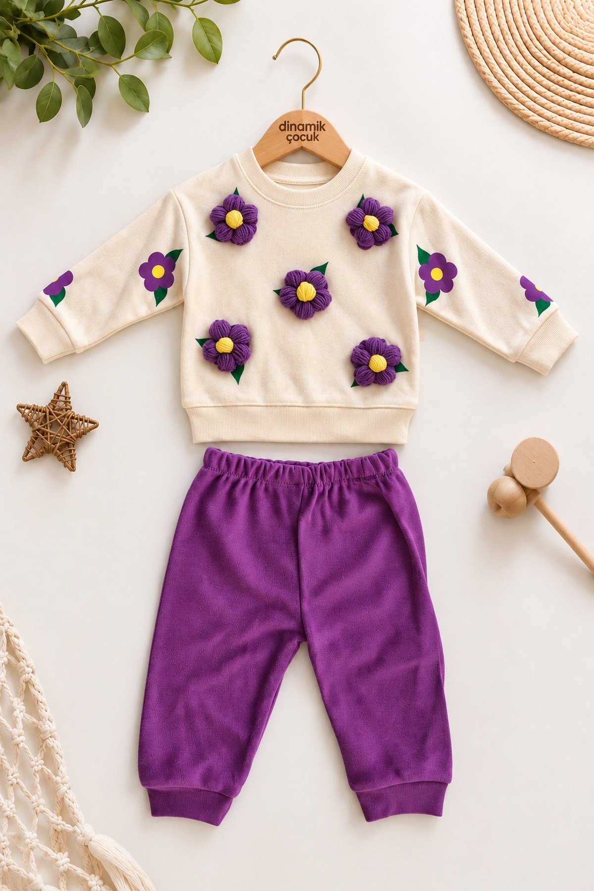 3 Boyutlu Çiçek Aplikeli Kız Bebek Sweatshirt ve Eşofman Altı 2'li Mevsimlik Takım 6-9-12-18aylık