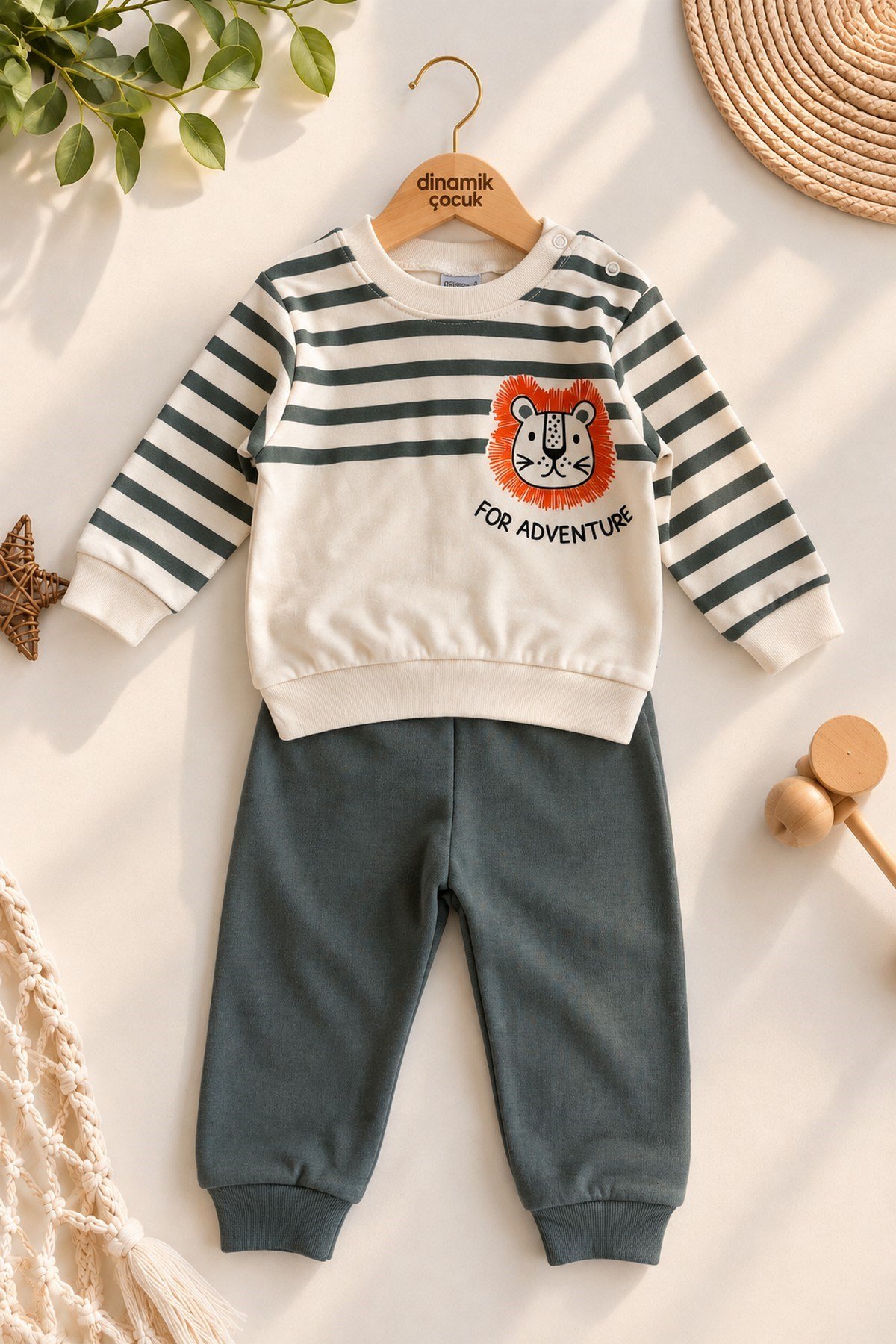 Erkek Bebek Çizgili Aslan Baskılı Sweatshirt Eşofman Alt Üst 2'li Takım 3-6-9-12aylık
