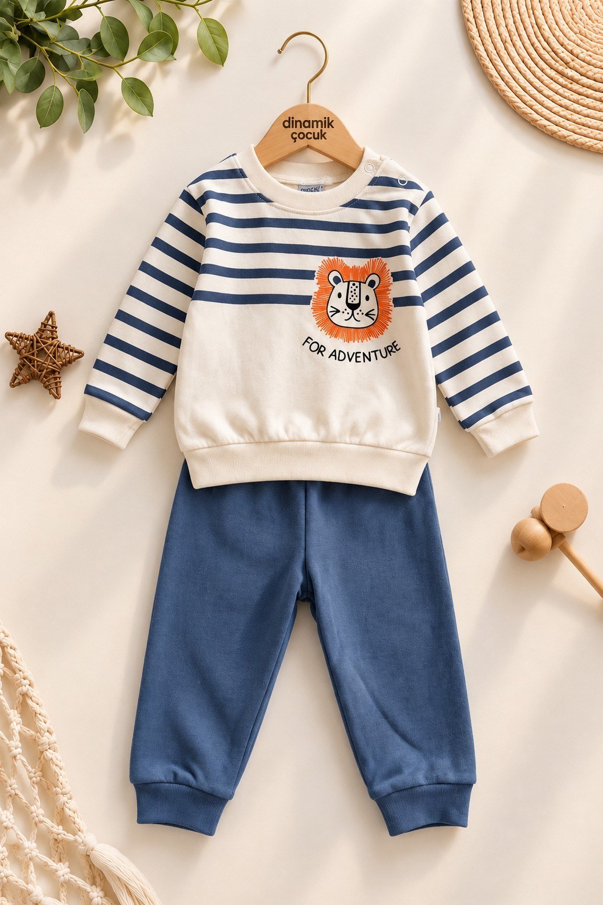 Erkek Bebek Çizgili Aslan Baskılı Sweatshirt Eşofman Alt Üst 2'li Takım 3-6-9-12aylık