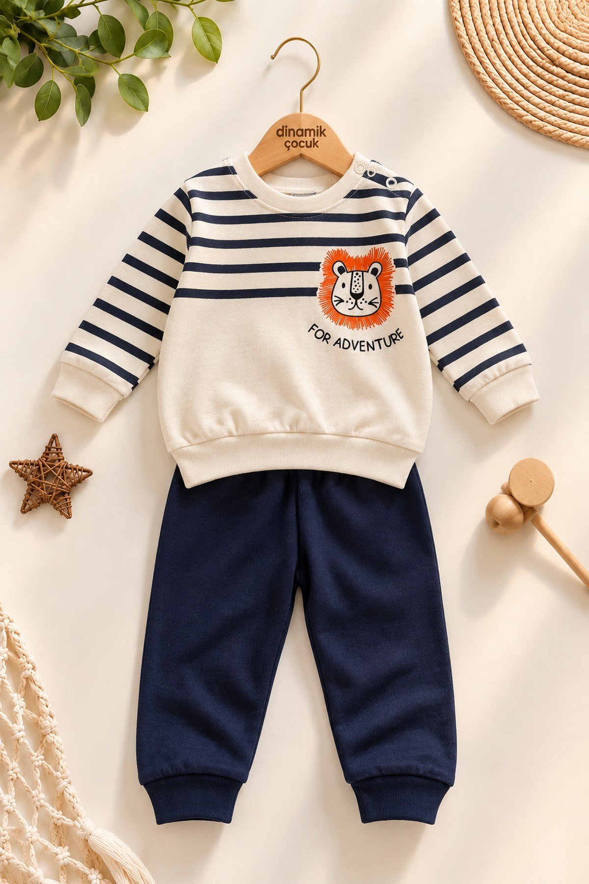 Erkek Bebek Çizgili Aslan Baskılı Sweatshirt Eşofman Alt Üst 2'li Takım 3-6-9-12aylık