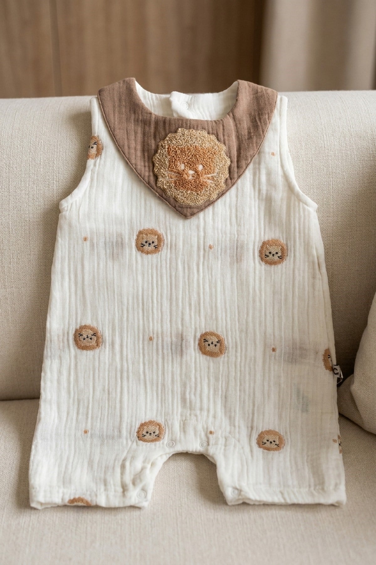 Erkek Bebek Müslin Tulum Yazlık Askılı Pamuklu Aslan Nakışlı Desenli 0-3-6-9-12 Aylık
