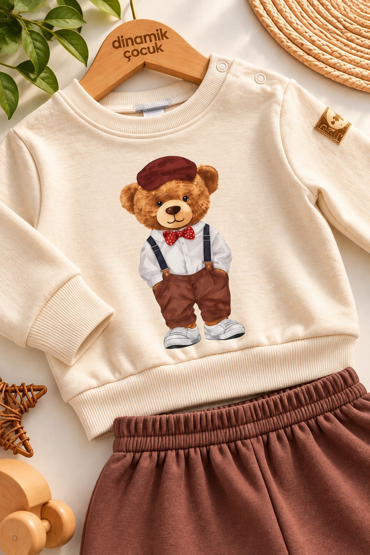 Erkek Bebek Papyonlu Tarz Ayıcık Baskılı Omuzdan Çıtçıtlı Sweatshirt Eşofman 2'li Alt Üst Takım 3-6-9-12ay