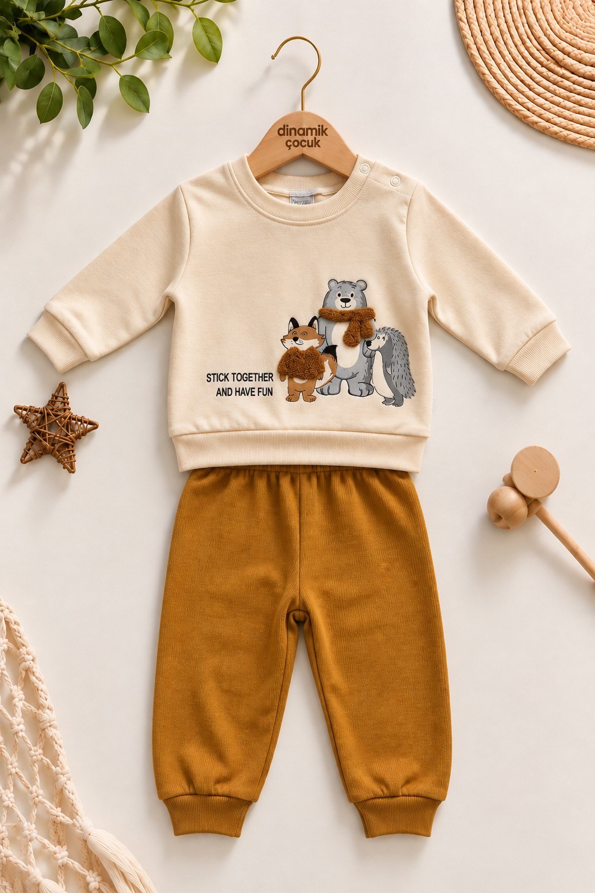 Erkek Bebek Tilki Ayı Kirpi Baskılı Peluş Detaylı Sweatshirt Eşofman 2'li Takım 3-6-9-12ay