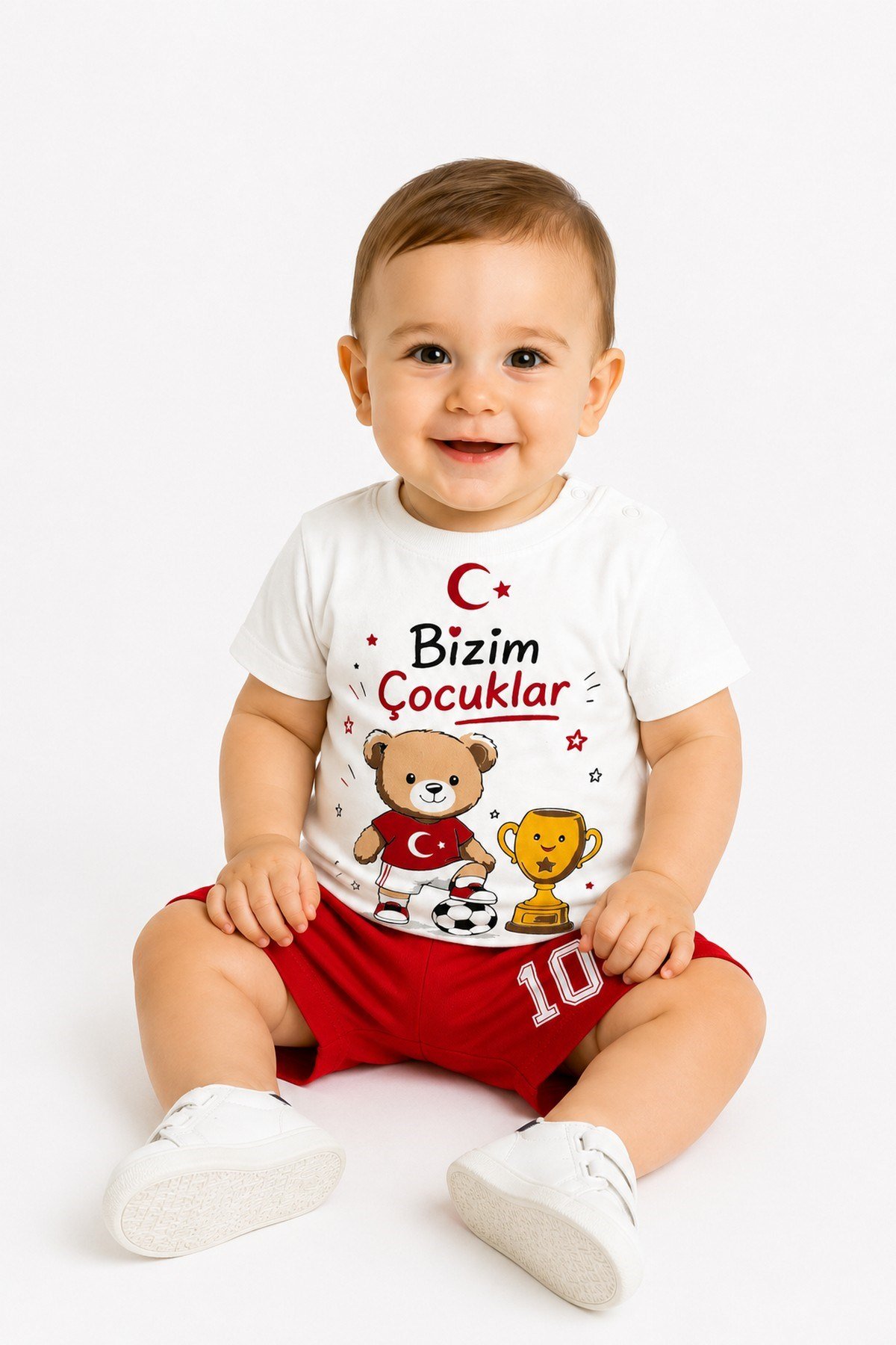Erkek Kız Bebek Unısex Bizim Çocuklar Futbol Temalı Türkiye Ay Yıldız Kupa Ayıcık Baskılı Şortlu Yazlık 2'li Takım 3-12aylık 