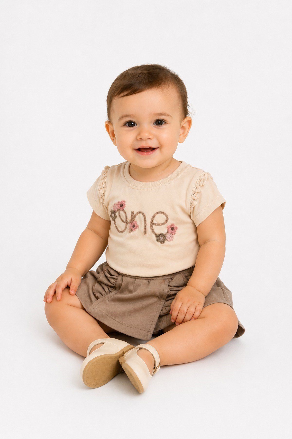 Kız Bebek 2'li Yazlık Takım One Nakışlı Dantelli Tişört ve Fırfırlı Etek Görünümlü Şort (Skort) 6-9-12-18-24 Aylık