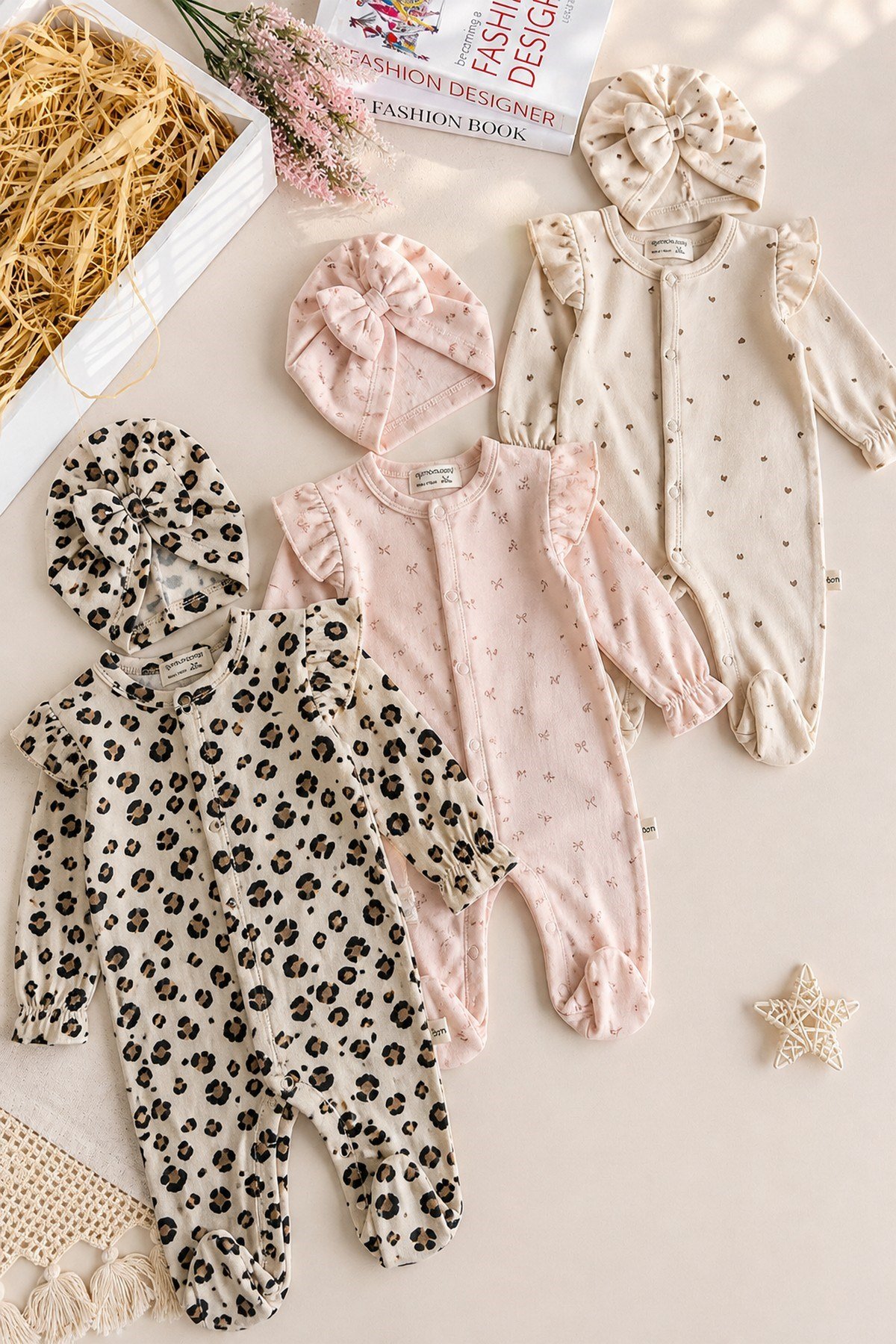 Kız Bebek 3'lü Tulum Set Bandanalı Leopar Kalp Desenli Fırfırlı Uzun Kollu Çıtçıtlı (0-3ay) %100pamuk