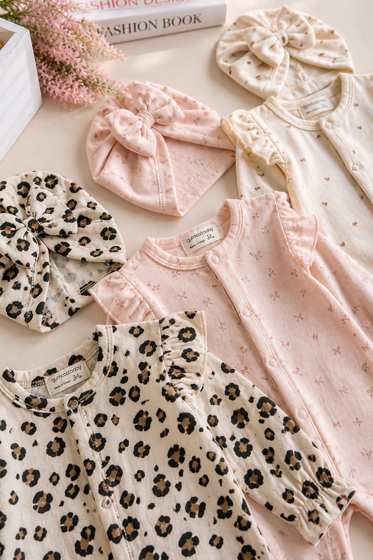 Kız Bebek 3'lü Tulum Set Bandanalı Leopar Kalp Desenli Fırfırlı Uzun Kollu Çıtçıtlı (0-3ay) %100pamuk