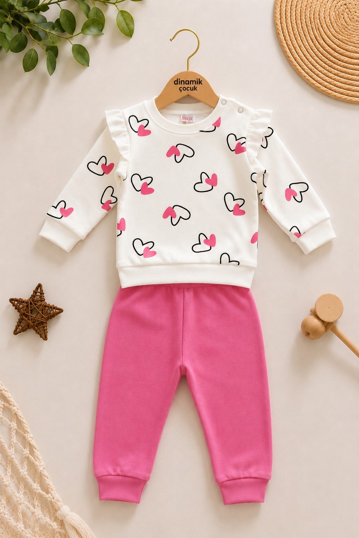 Kız Bebek/Çocuk Kalpli Omuzdan Çıtçıtlı Bebek Takımı 2li Alt Üst Mevsimlik Aylık 3-6-9-12ay