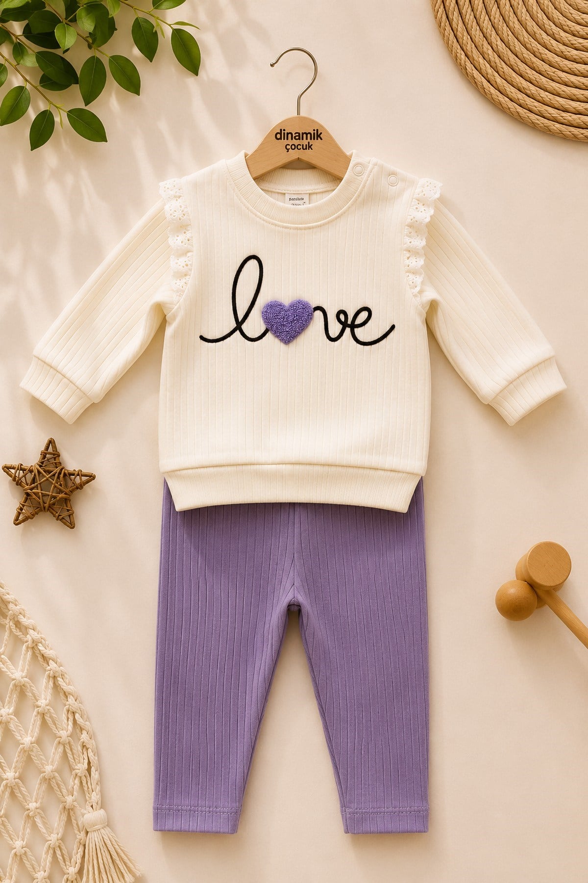 Kız Bebek/Çocuk Love Kalp Nakışlı Omuzdan Çıtçıtlı Bebek Takımı 2li Alt Üst Mevsimlik Aylık 3-6-9-12