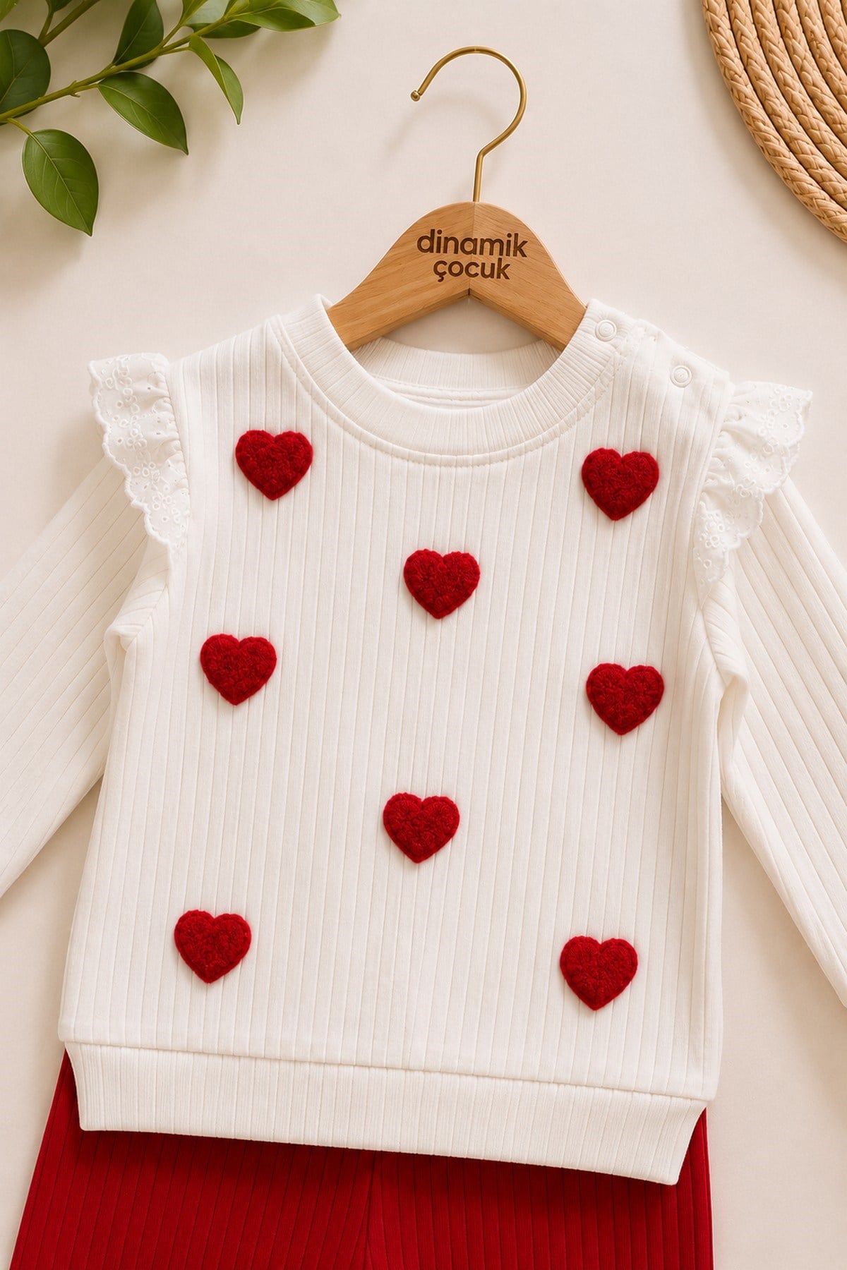 Kız Bebek/Çocuk Love Kalp Nakışlı Omuzdan Çıtçıtlı Bebek Takımı 2li Alt Üst Mevsimlik Aylık 3-6-9-12