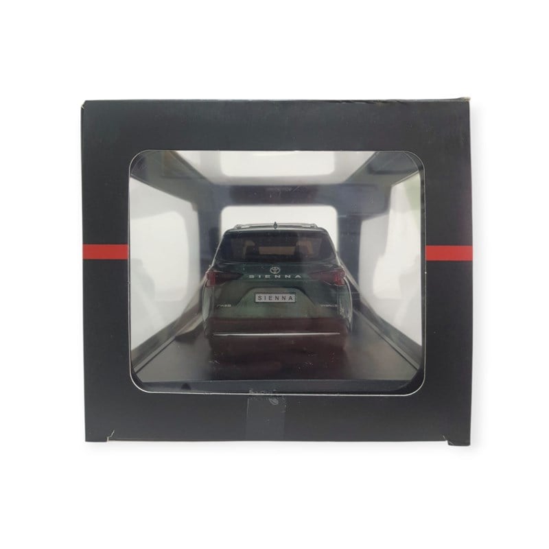 Asya Metal Die-Cast 1:24 Toyota Sienna Model Araba 