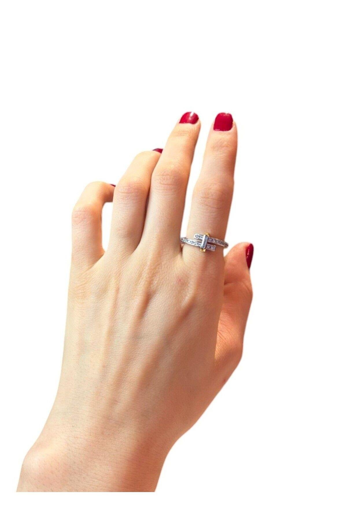 Marka Model Taşlı Silver Yüzük