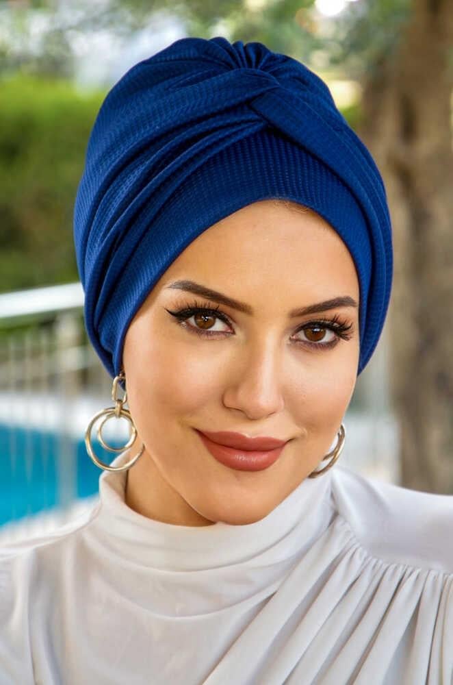 Açık Lacivert Burgu Detaylı Bone