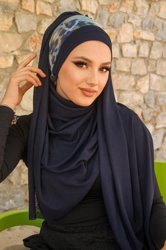 Bahar Yeşili Çiçek Desenli Hazır Şifon Şal