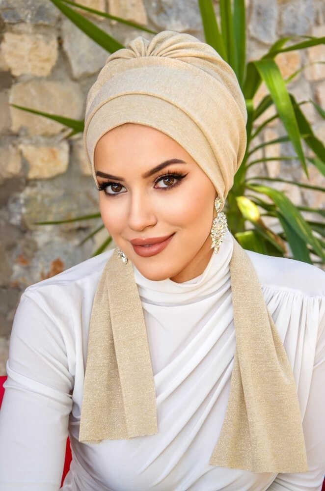 Bej Hazır Işıltılı Atkılı Bone