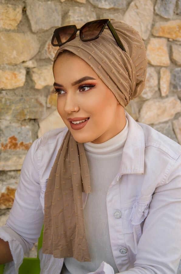 Bej Ponpon Atkılı Tesettür Bone