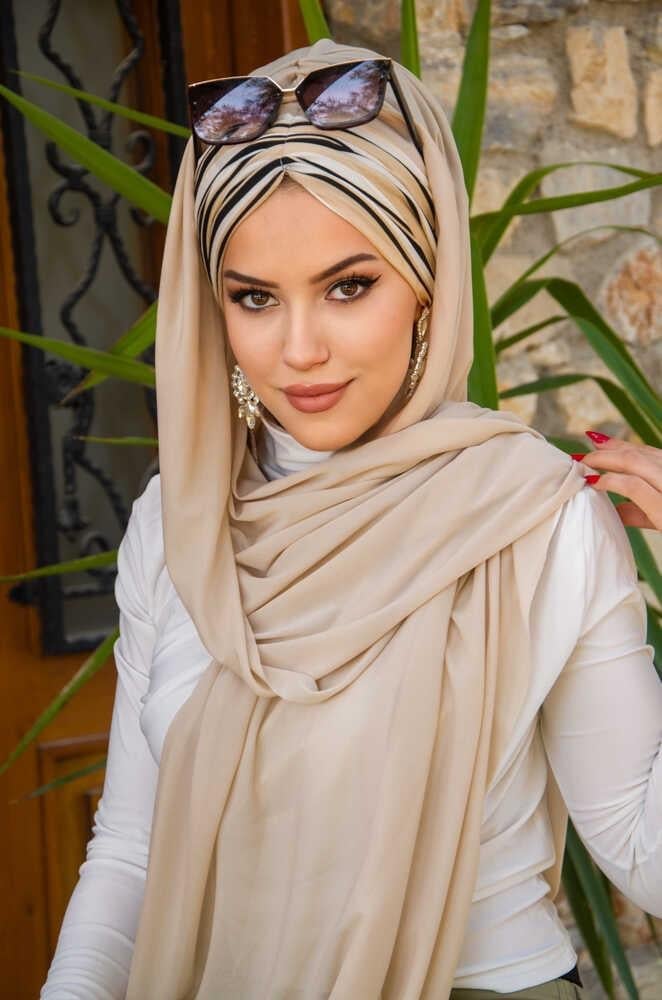 Bej Siyah Çizgi Desen Hazır Şal