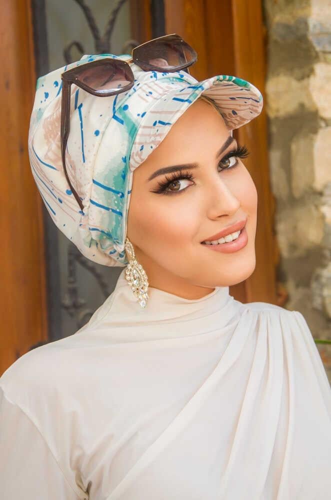 Beyaz Fresh Desen Bantlı Şapka Bone