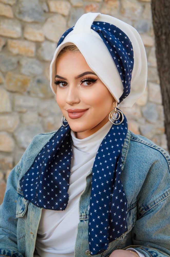 Beyaz Lacivert Desen Fularlı Şapka Bone