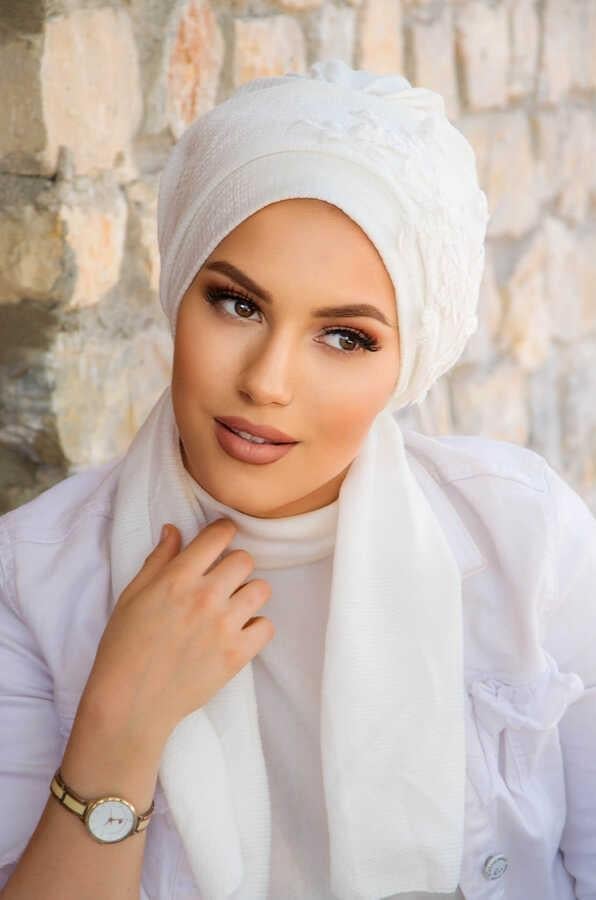 Beyaz Nakışlı Atkılı Abiye Bone - 60101