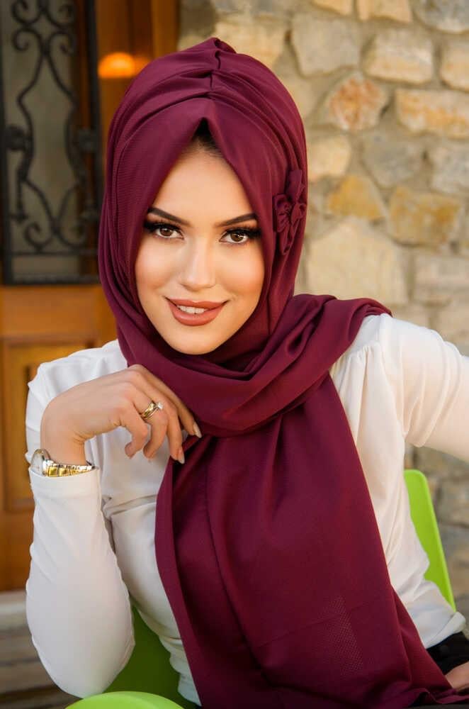 Bordo Çiçekli Pratik Şal