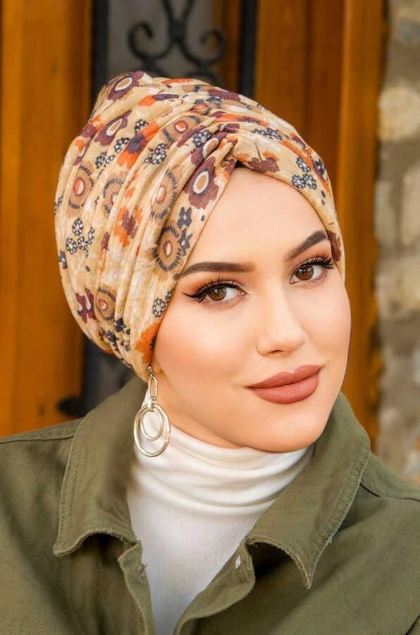 Camel Çiçek Desen Drapeli Dolgulu Bone