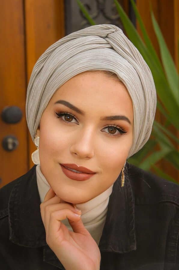 Gümüş Piliseli Burgu Detaylı Bone