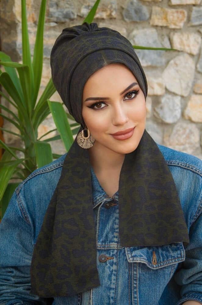 Haki Desenli Atkılı Bone