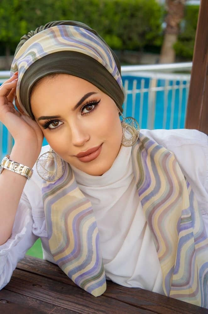 Haki Geometrik Desen Fularlı Bone