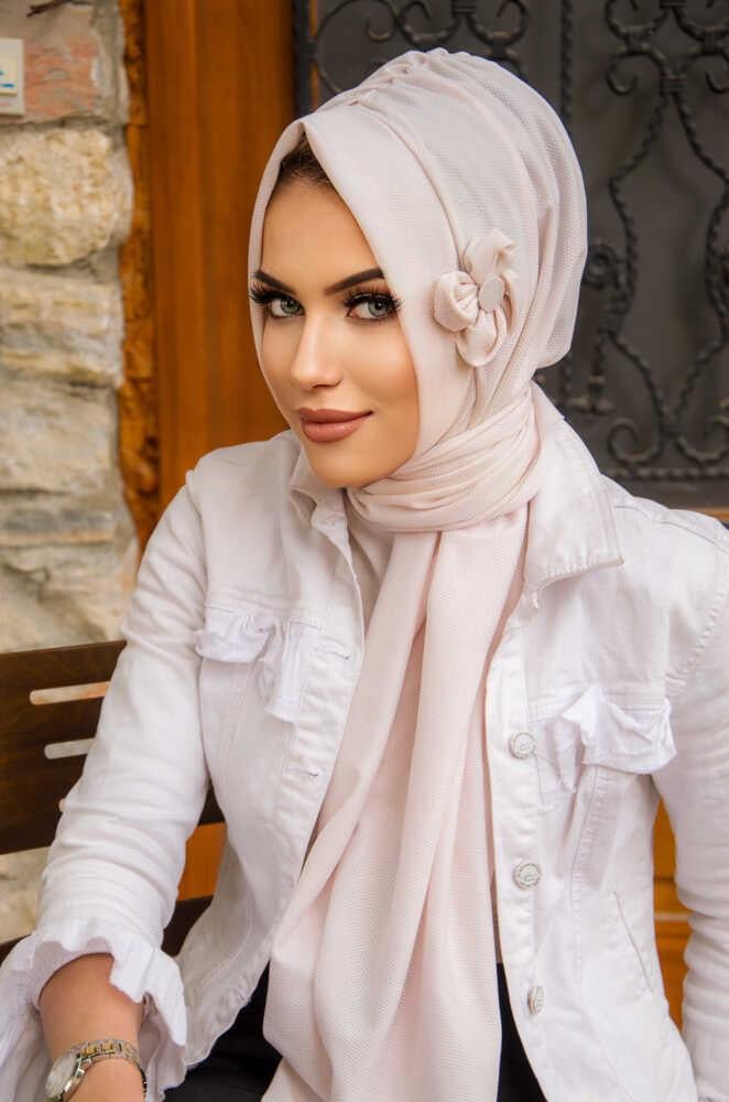 İnci Pudrası Çiçekli Pratik Şal