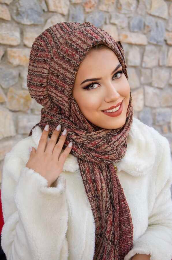 Kahve Desen Fiyonklu Tesettür Bere