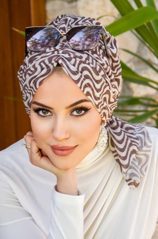 Kahve Helezon Desen Tül Tokalı Bone