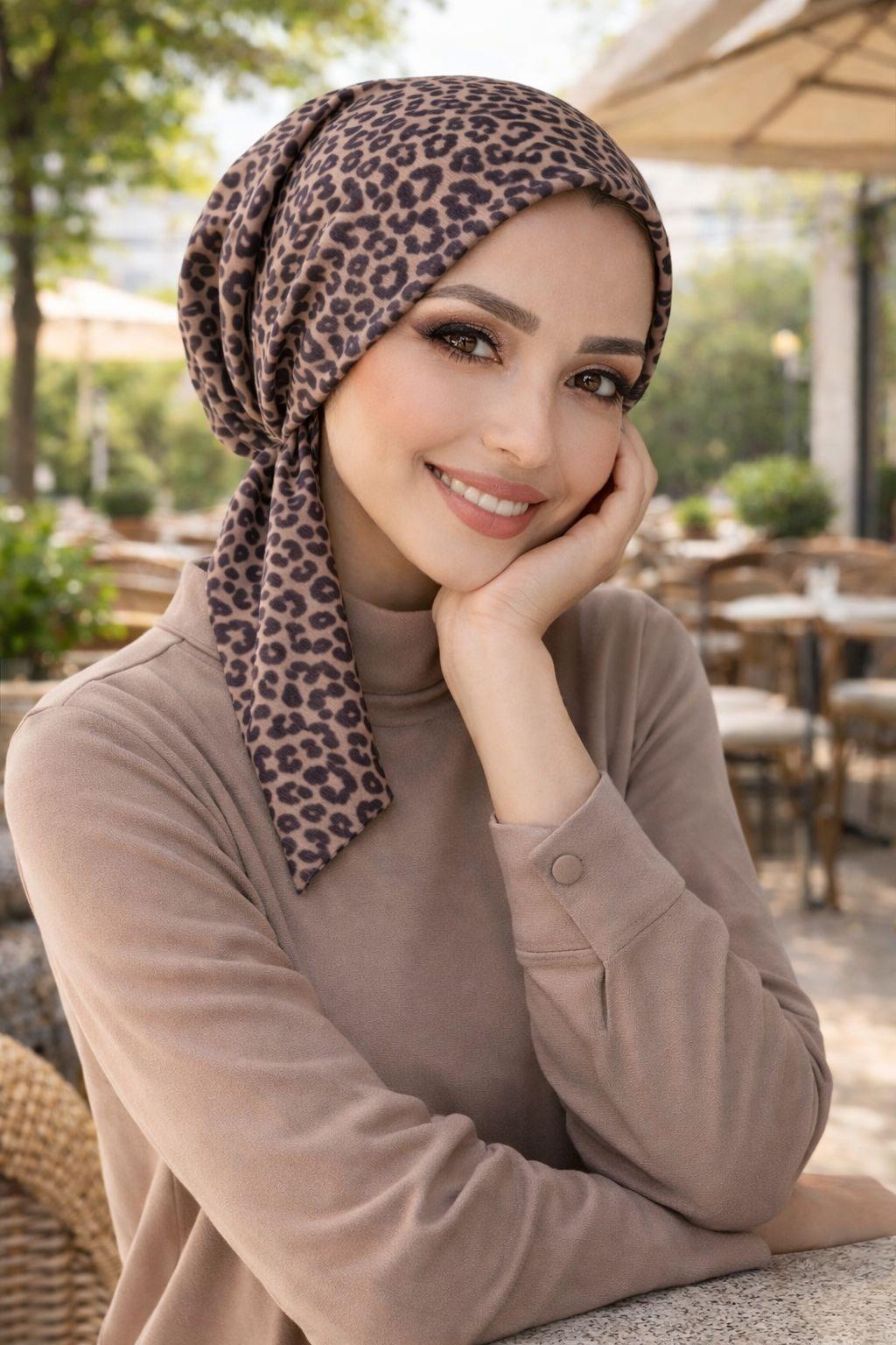 Kahve Leopar Eşarp Bone