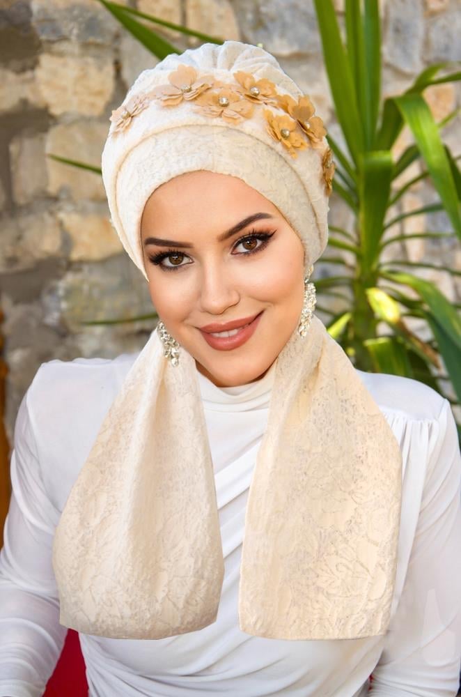 Kemik Aksesuarlı Abiye Atkılı Bone