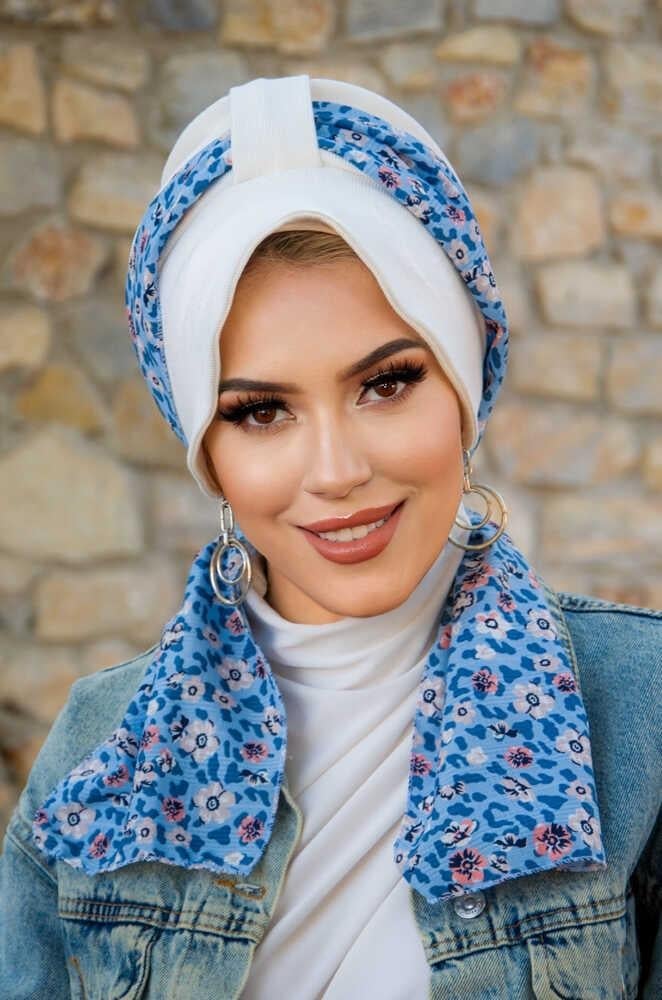 Kırık Beyaz Çiçekli Şapka Bone