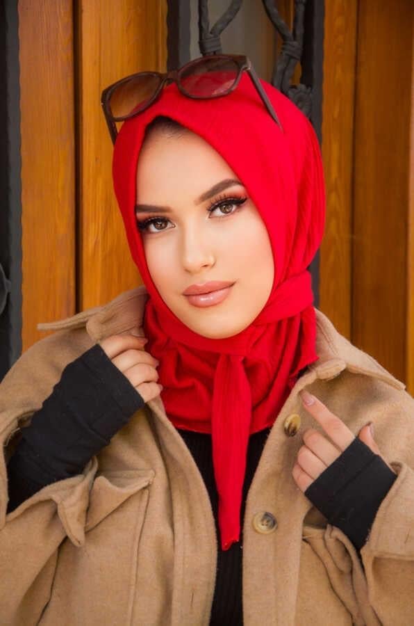 Kırmızı Çizgili Kışlık Hazır Eşarp