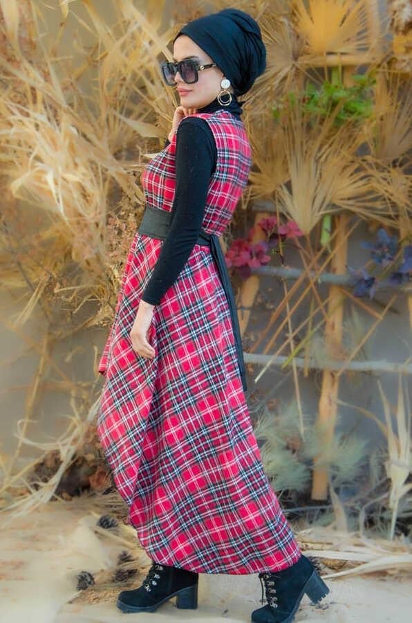 Kırmızı Ekoseli Yelek