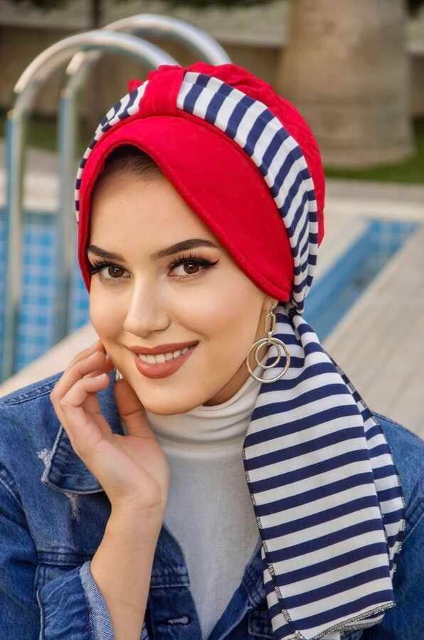Kırmızı Lacivert Çizgili Desen Fularlı Şapka Bone