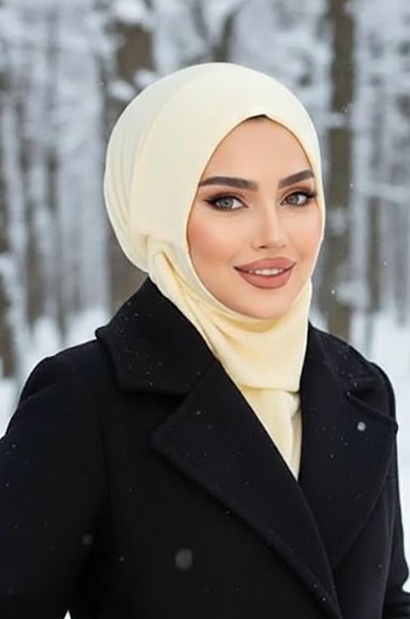 Krem Kışlık Spor Bone Hijab