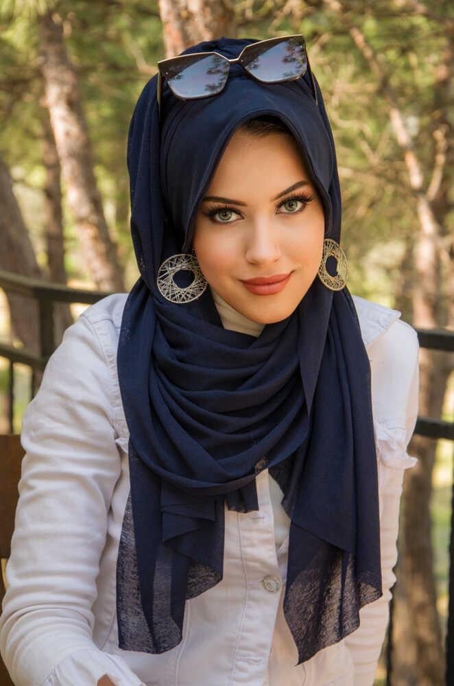 Lacivert  Şapkalı Şal