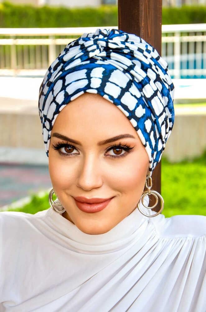 Lacivert Beyaz Desen Burgu Detaylı Bone