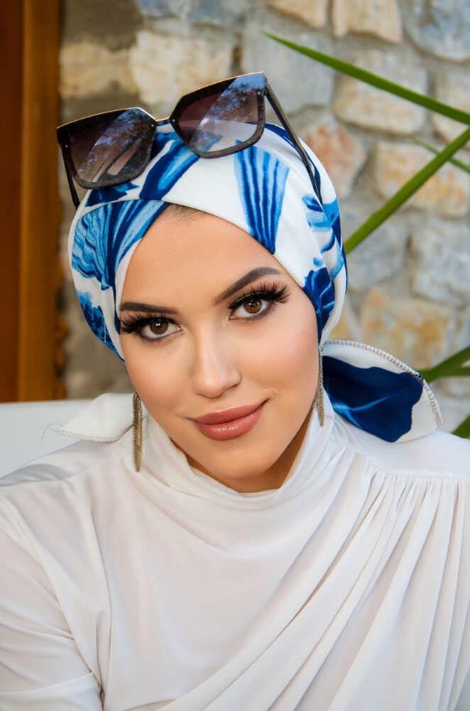 Lacivert Beyaz Yaprak Desen Çapraz Bone